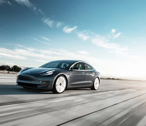 Nouvelle hausse de prix pour Tesla, la Model 3 prend 10 000€ en deux semaines